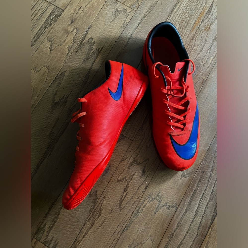 Nike bright red and blue Mercurial football boots in good condition US size 11.5